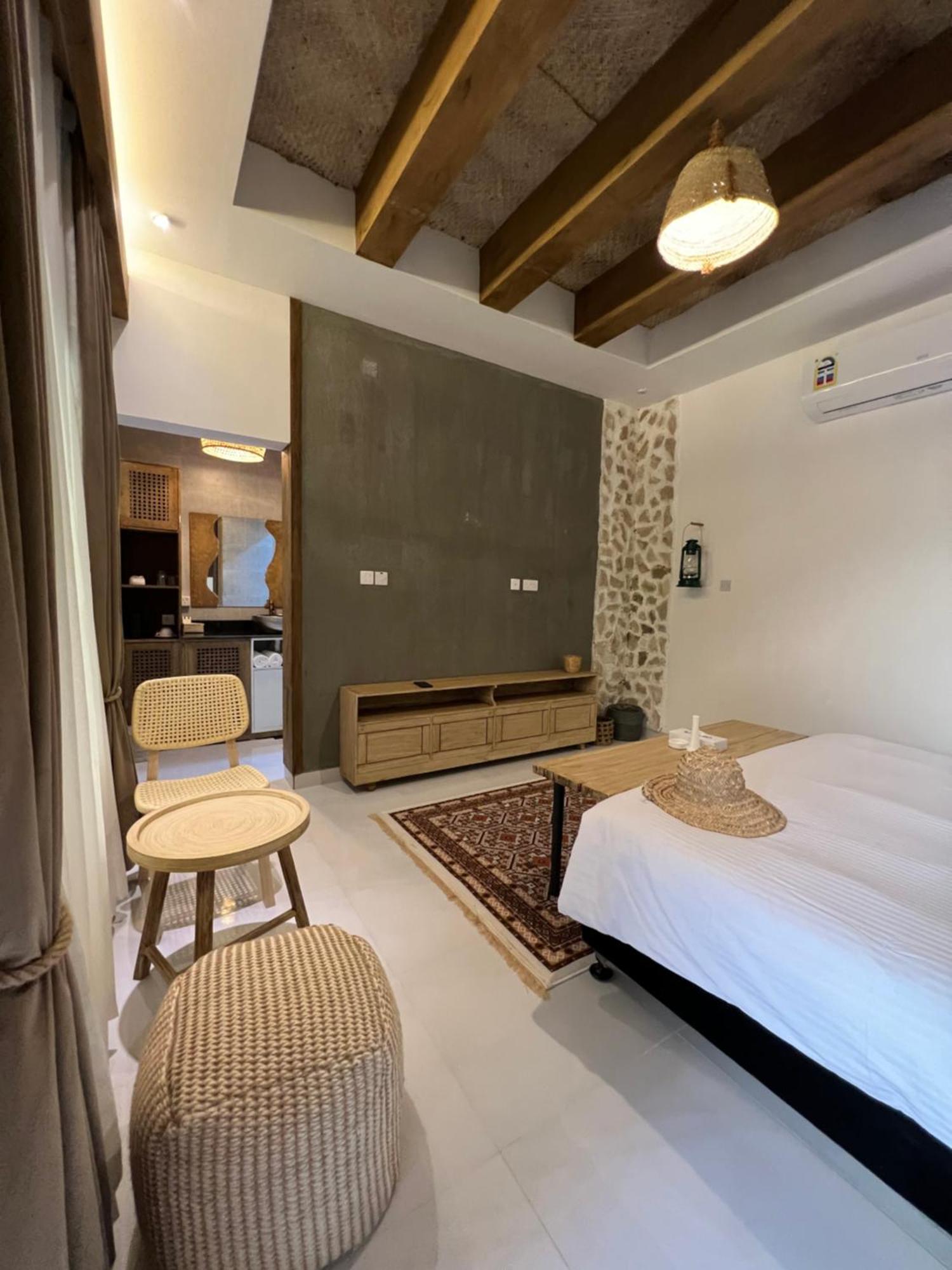 Nomad Inn Tiwi エクステリア 写真